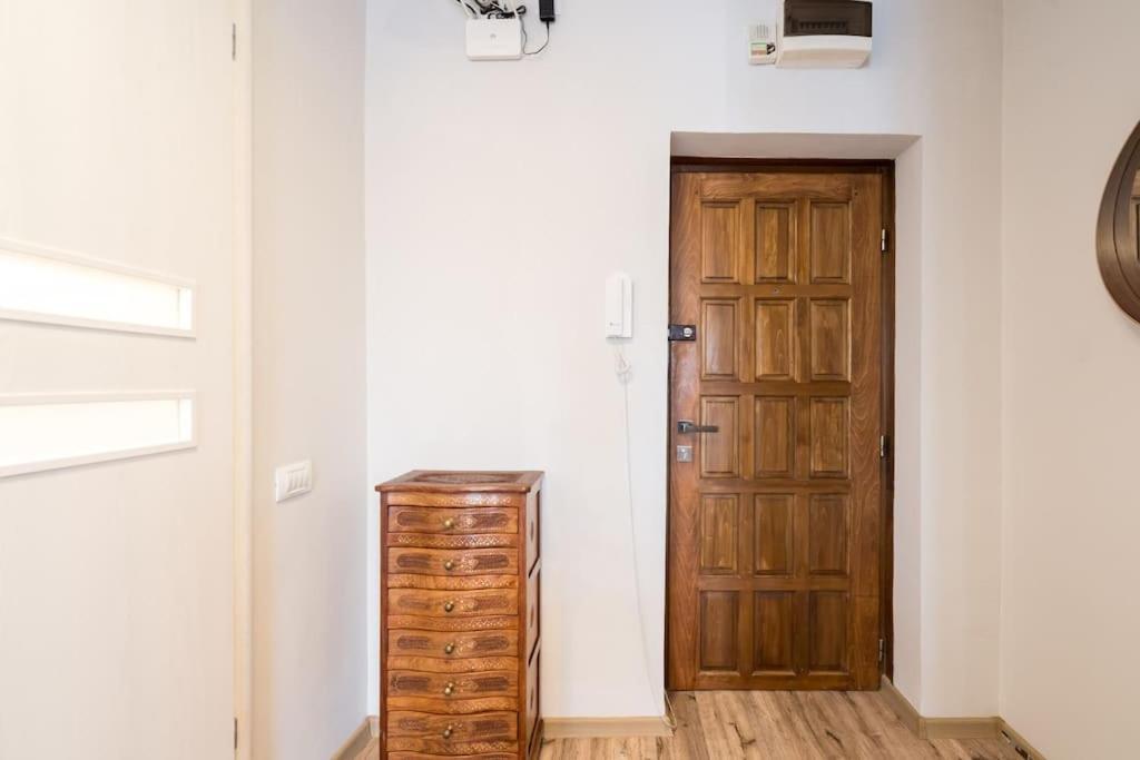 New Era Studio Near Old Town Bukareszt Zewnętrze zdjęcie